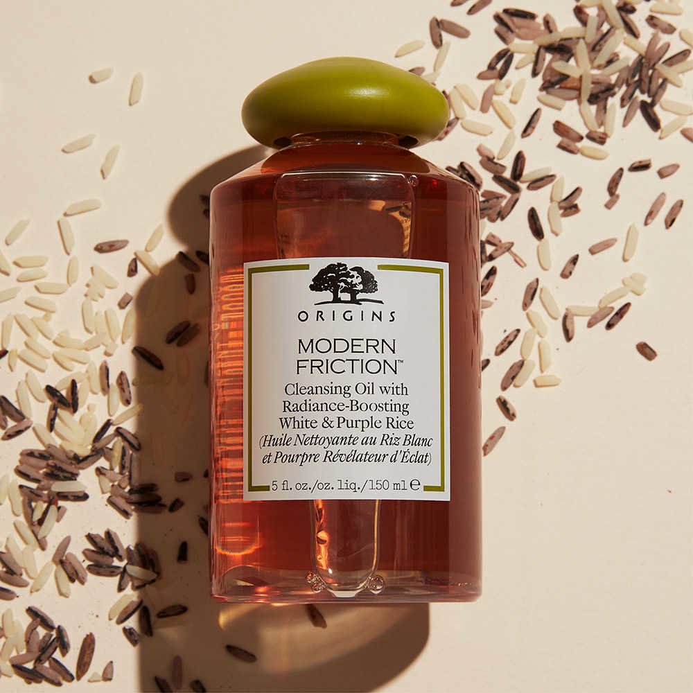modern friction64 cleansing oil with radiance-boosting white &